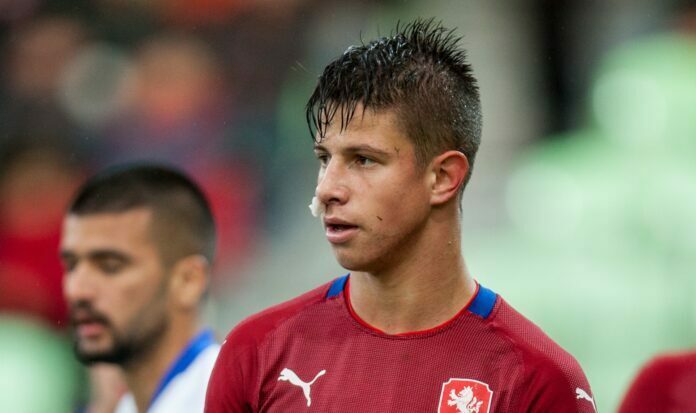 Adam_Hložek,_U21_CZE-GRE_2019-10-10_(2)