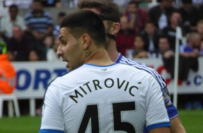 Newcastle_United_vs_Chelsea,_26_September_2015_(13)