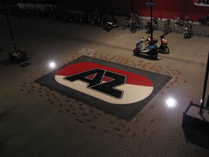 2077185251_06e3bd233f_b