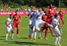 Perspektywiczny obrońca trafi do Austrii, a nie do Rakowa?