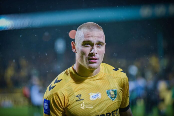 AFA12736-7AFC-4B11-B4AE-3EF1107685EE