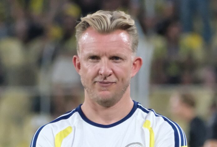 Dirk_Kuyt_Fenerbahçe_20260805_(1)_(cropped)